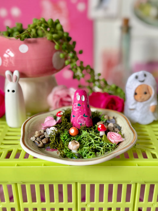 Small Clay Ghost Plate