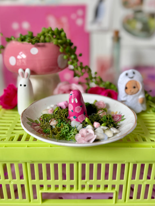 Medium Clay Ghost Plate