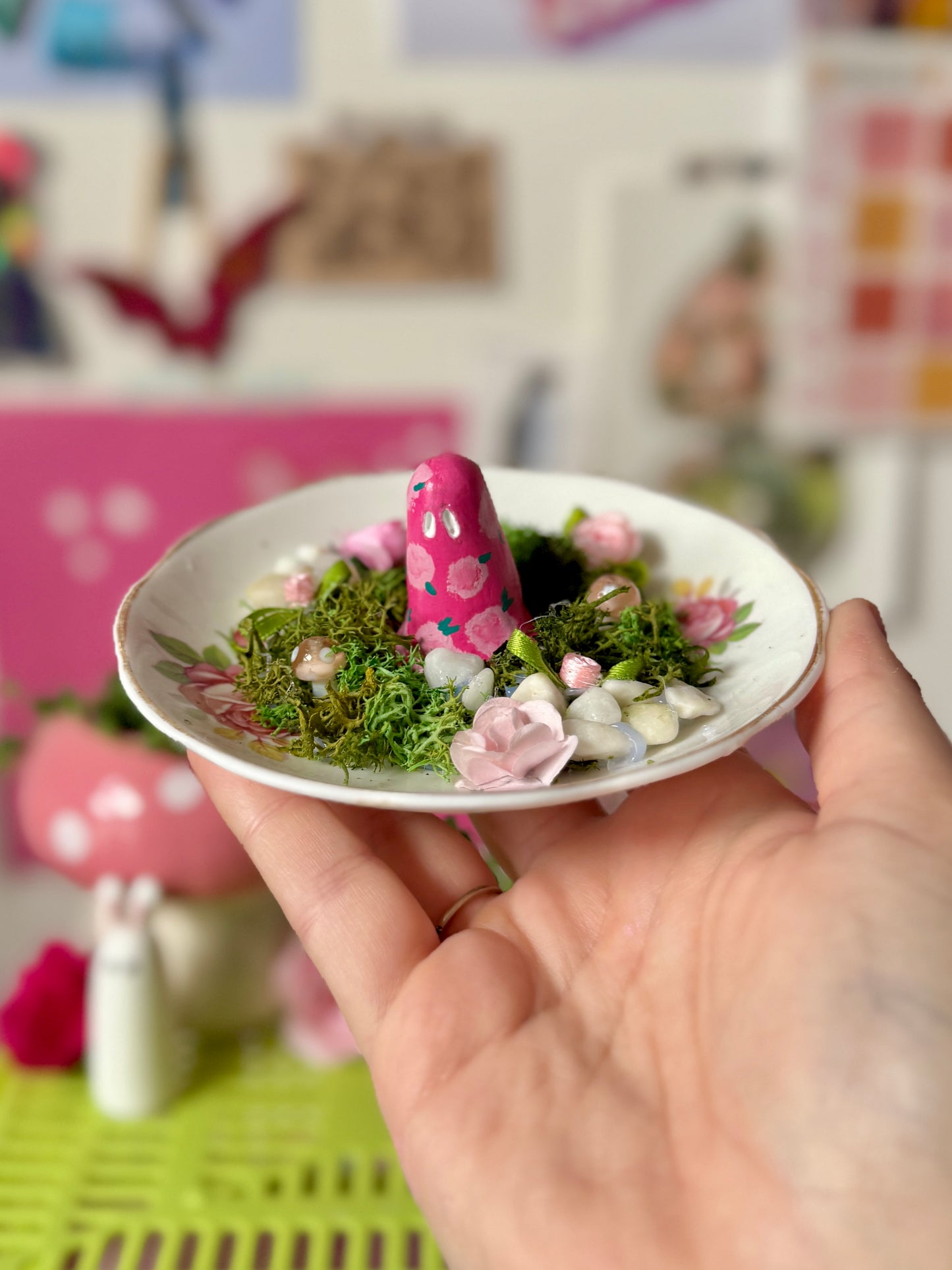 Medium Clay Ghost Plate