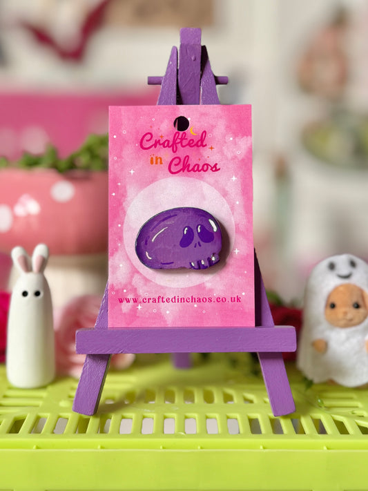 Lilac Skull - Clay Pin