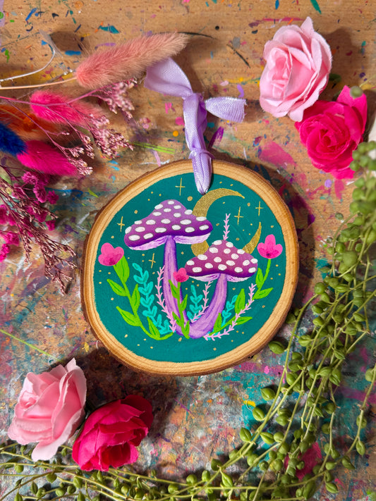 Mushroom Foraging Wood Slice